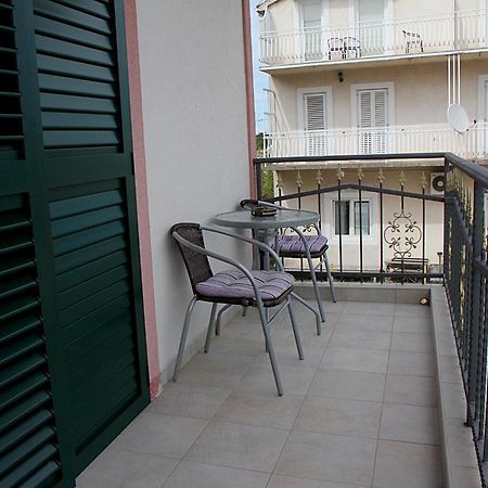Apartmani Krka Rooms ロゾヴァック 部屋 写真