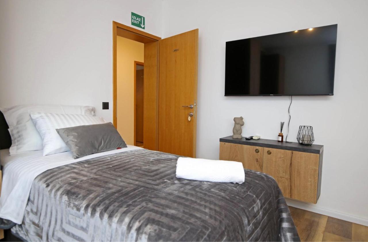 Apartmani Krka Rooms ロゾヴァック エクステリア 写真