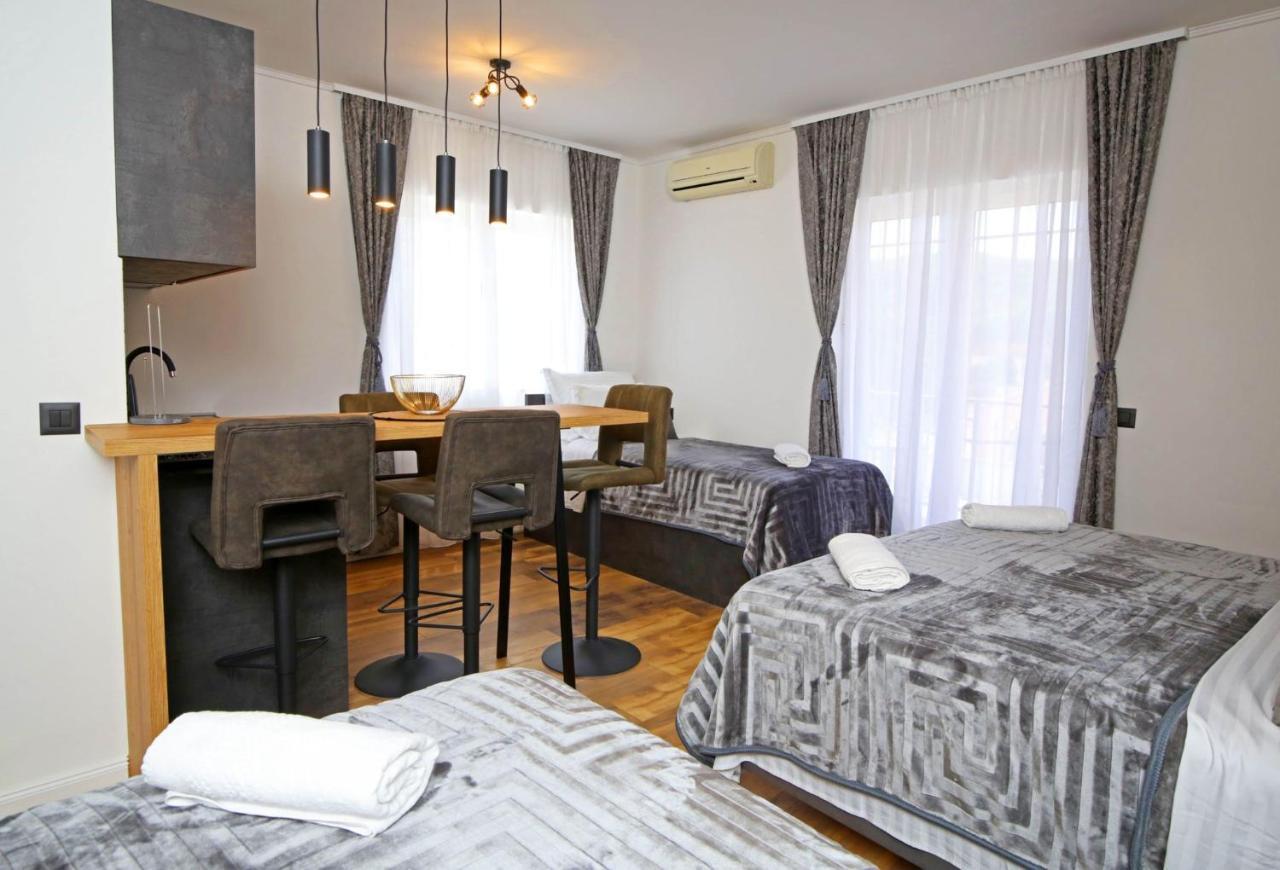 Apartmani Krka Rooms ロゾヴァック エクステリア 写真